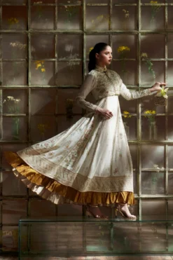 Alternative view of Embroidered Dress | E1121/104/005