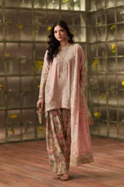 Embroidered Suit | E1097/104/328