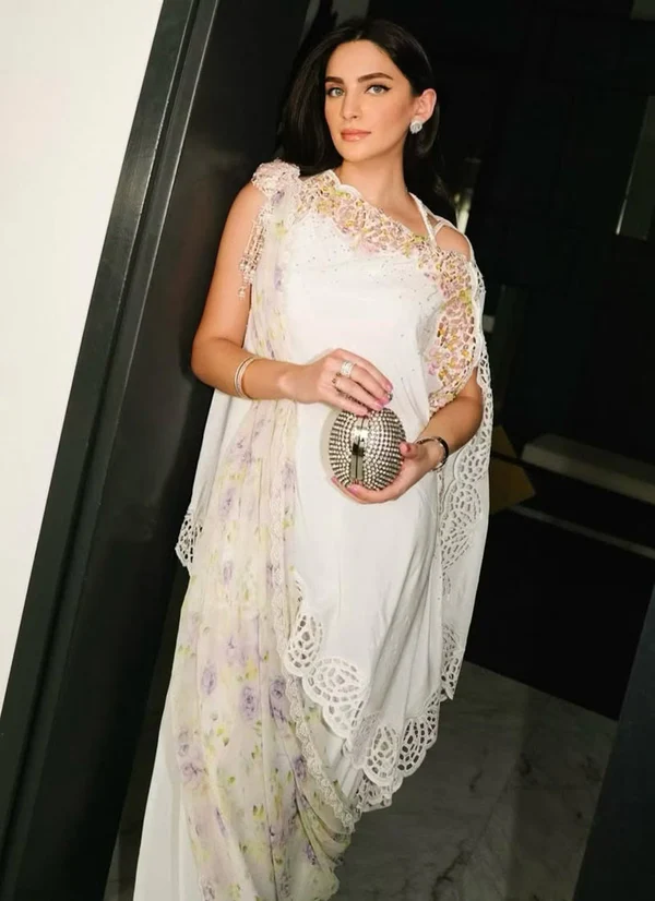 Ivory Solenne Shirt And Drape Dupatta With Pants - Image 3