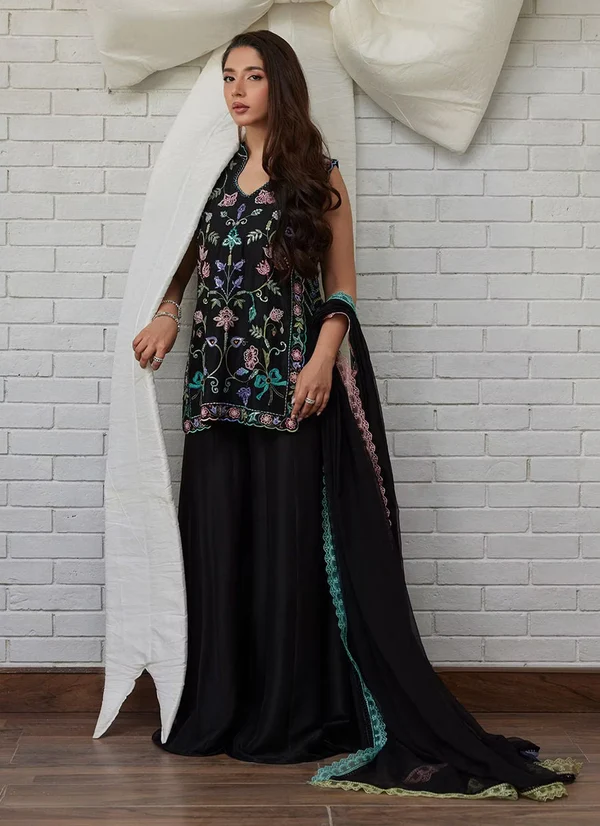 Anvika Shirt And Dupatta - Image 3