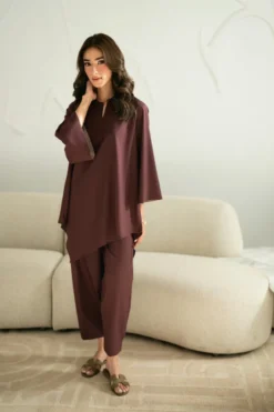 Alternative view of Cara IN Burgundy