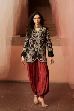 Embroidered Suit | E1200/104/902
