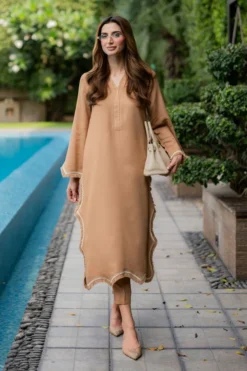 Camel Embroided Thread Set