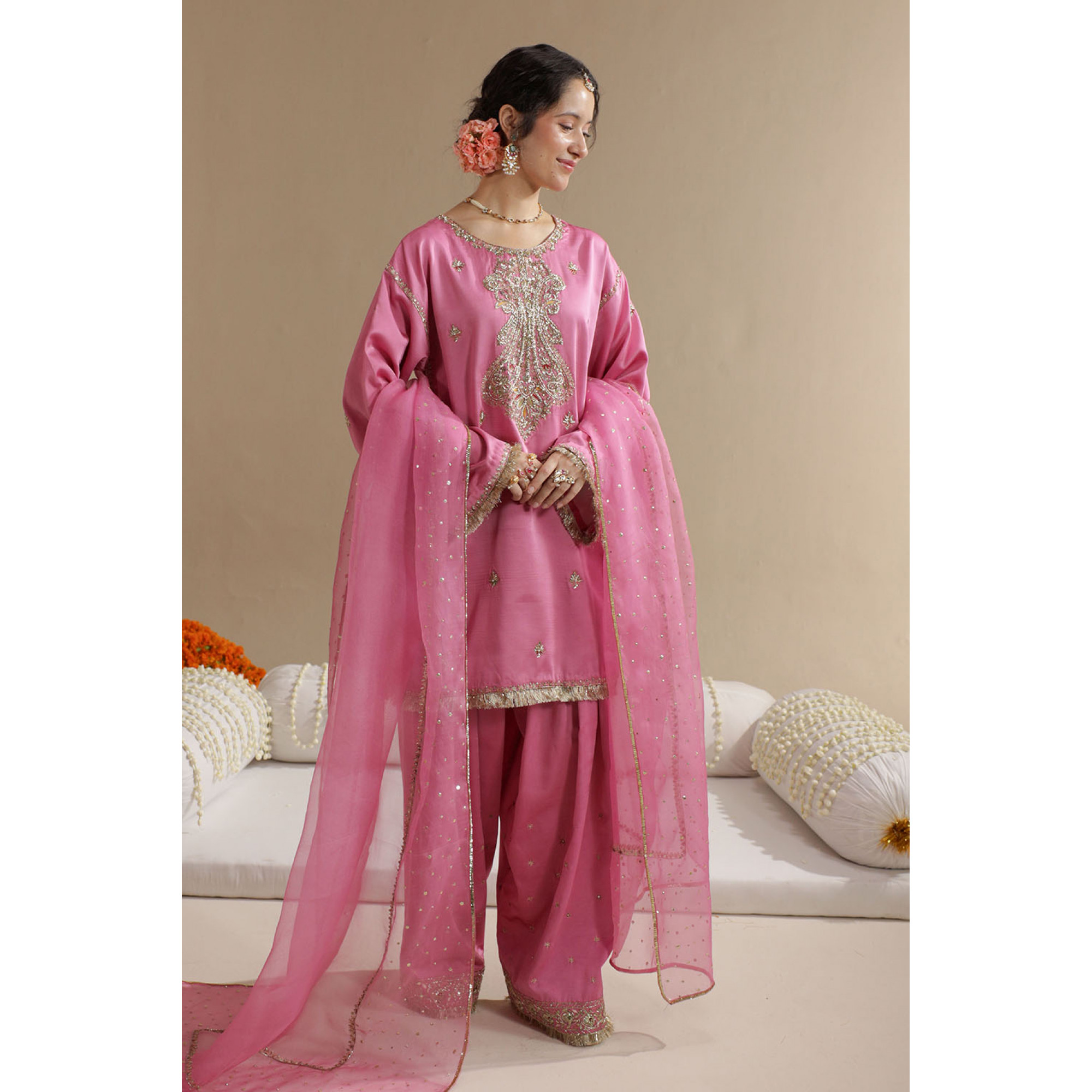 Bubblegum Pink Outfit - Image 2