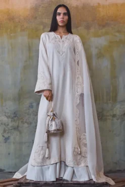 Ivory thread and zari embroidered kurta set