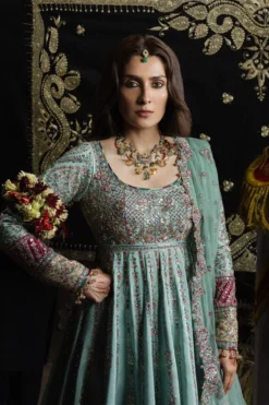 Alternative view of Zeenat