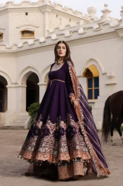 Alternative view of Shabnam