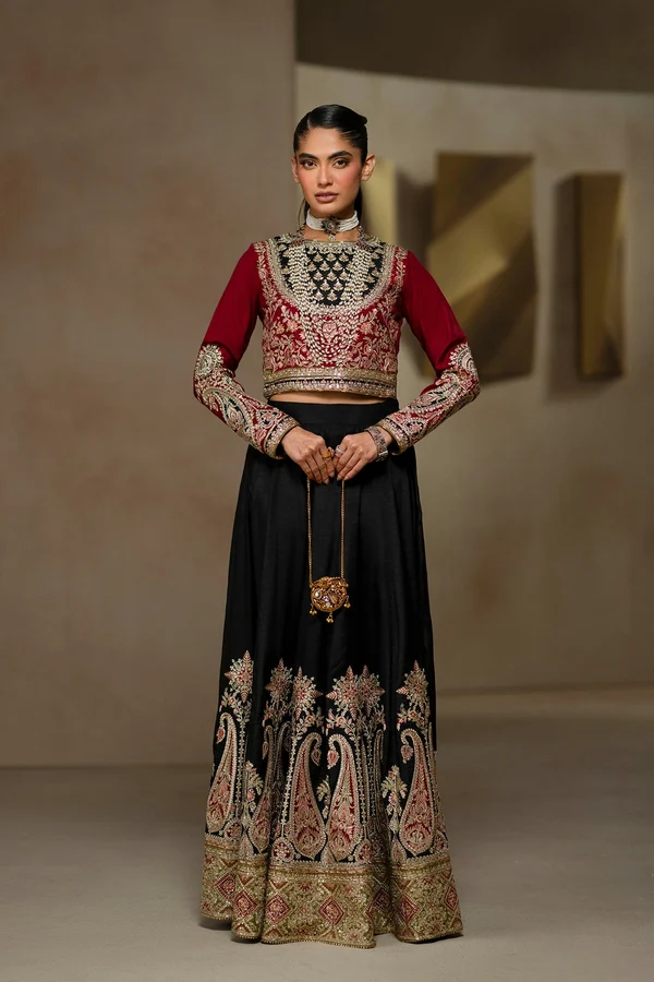 EMBROIDERED SUIT | E1261-104-901