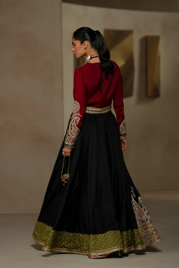 EMBROIDERED SUIT | E1261-104-901 - Image 4