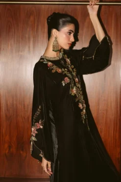 Alternative view of Floral Noir Velvet Kaftan (D-05)