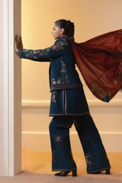 Alternative view of Eiji - Trench Coat