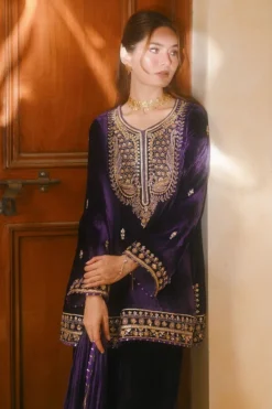 Alternative view of Gul e jaan Shirt And Dupatta