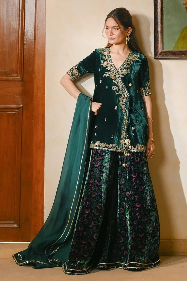 Saaz Angarkha And Dupatta